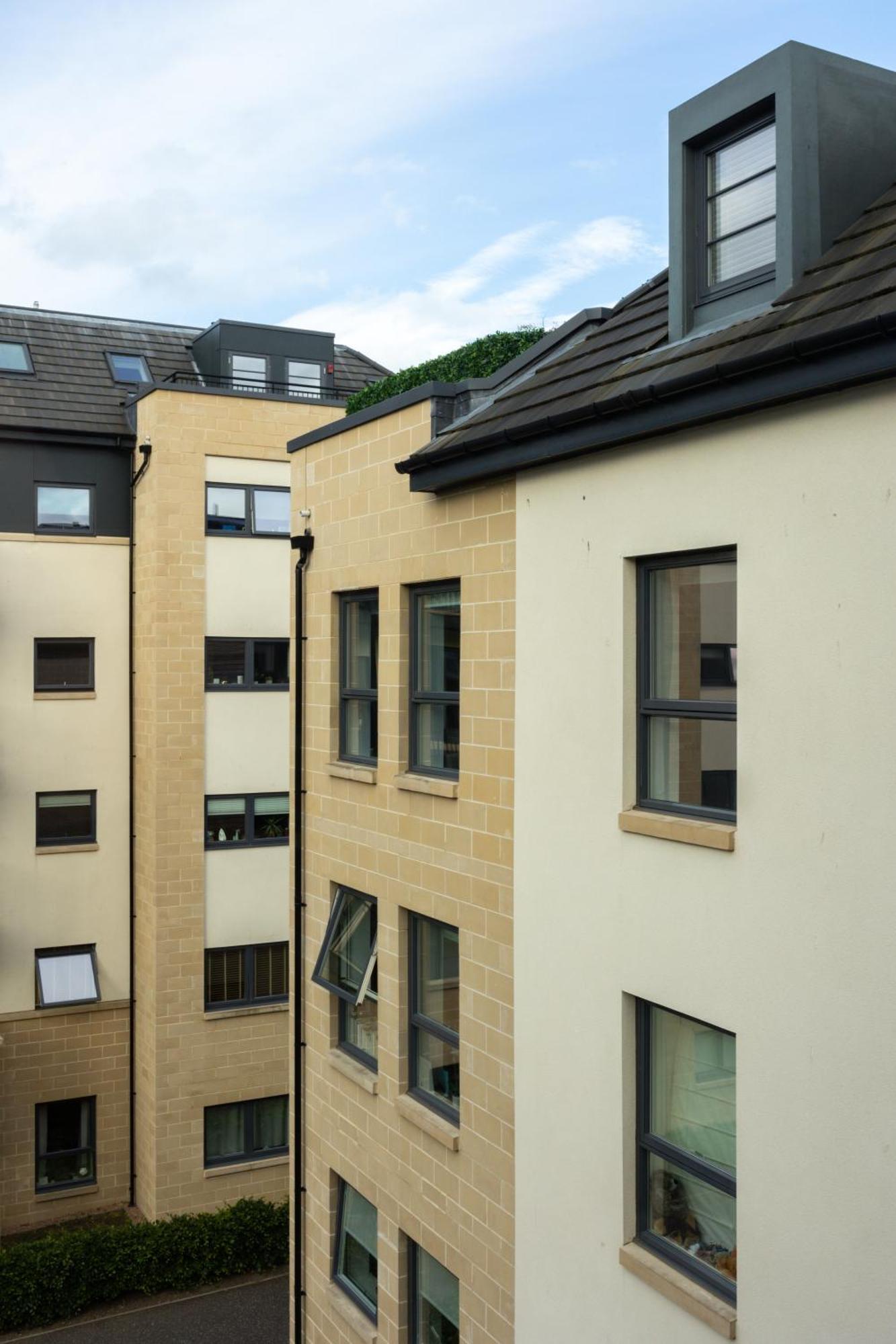 Comfy 2 Bedroom Apartment Near Edinburgh City Centre Esterno foto