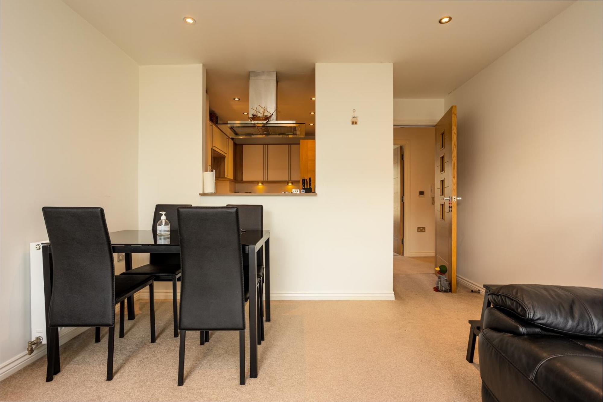 Comfy 2 Bedroom Apartment Near Edinburgh City Centre Esterno foto