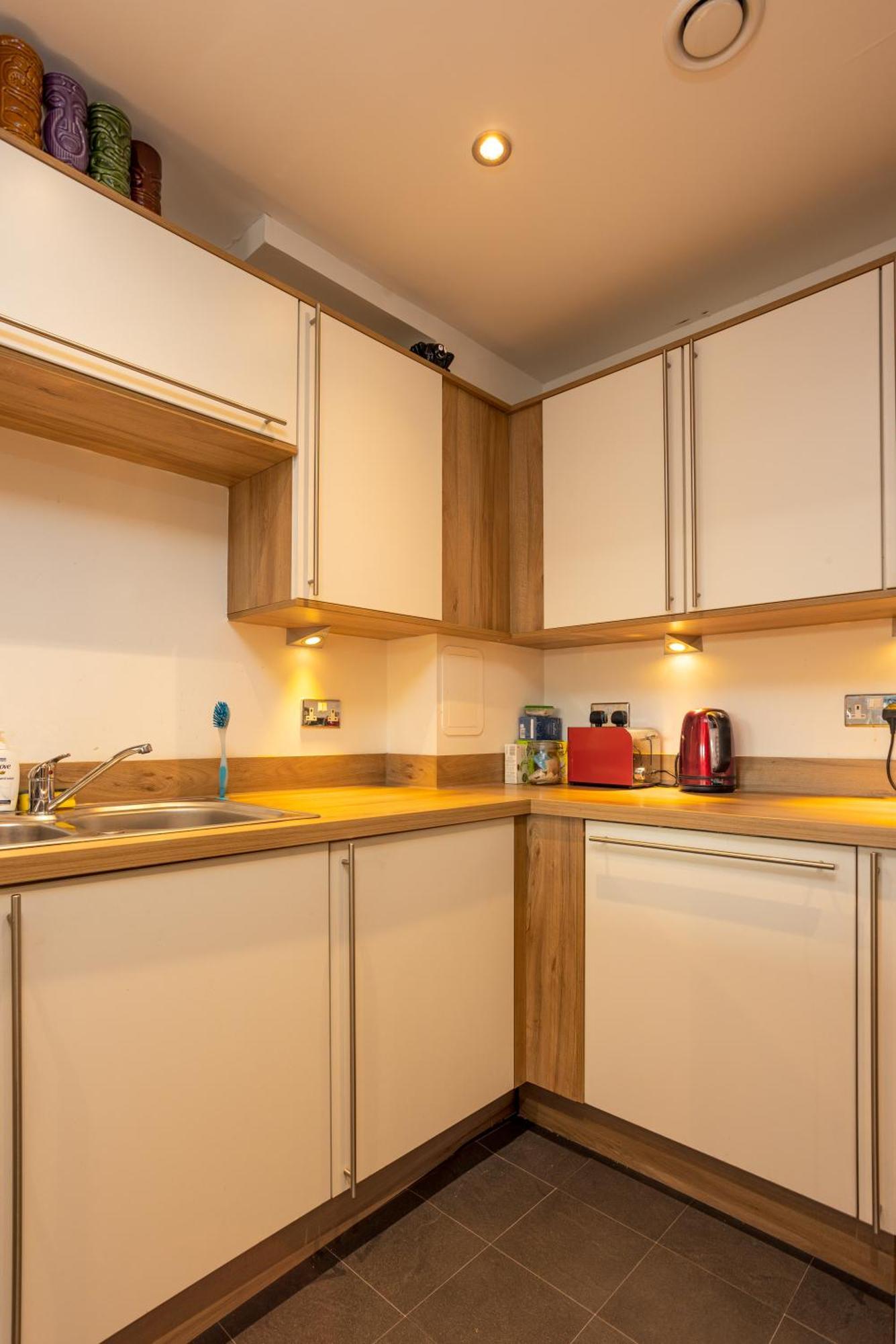 Comfy 2 Bedroom Apartment Near Edinburgh City Centre Esterno foto