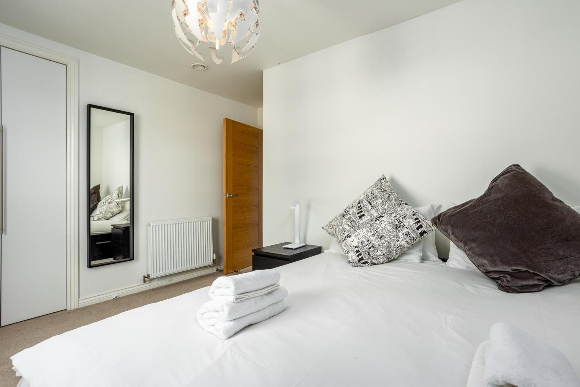 Comfy 2 Bedroom Apartment Near Edinburgh City Centre Esterno foto